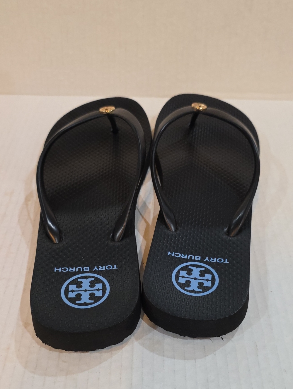 Tory Burch Black Flip Flop Sandals with Gold Logo Accent Womens Size 11 - Picture 11 of 11